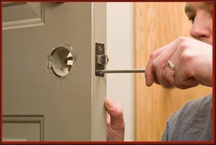 Tucson Master Locksmith Tucson, AZ 520-226-3226 Tucson Master Locksmith Tucson, AZ 520-226-3226 - 7-lock-repair